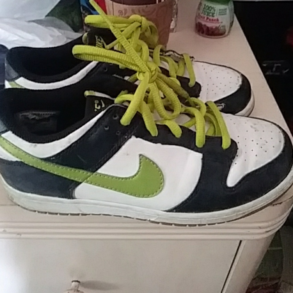Nike [low tops] Glow in the dark!